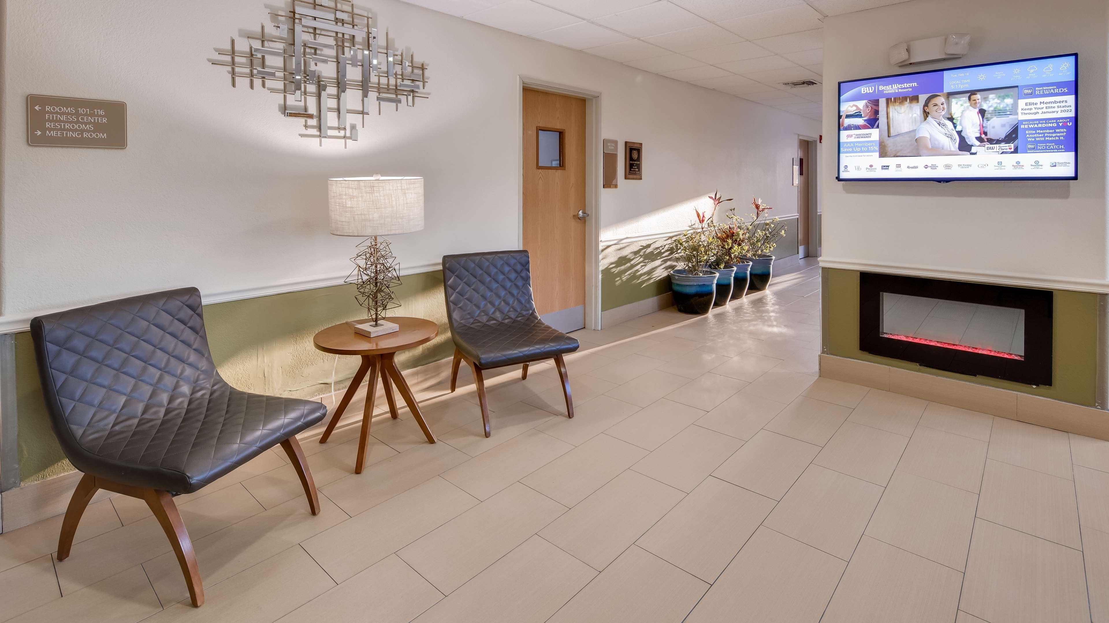 Best Western Rayne Inn Kültér fotó