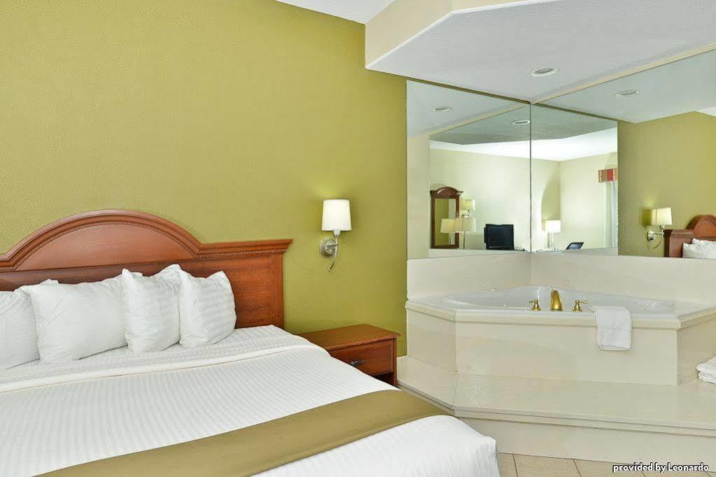 Best Western Rayne Inn Kültér fotó